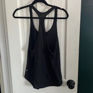 Lululemon black loose fitting tank top.